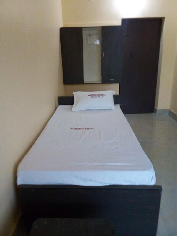 Готель Tripura Sundari Residency Madanapalle Екстер'єр фото